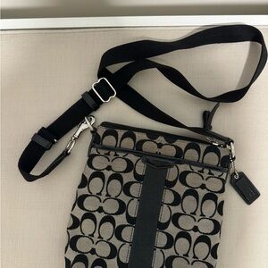 Coach crossbody purse, black